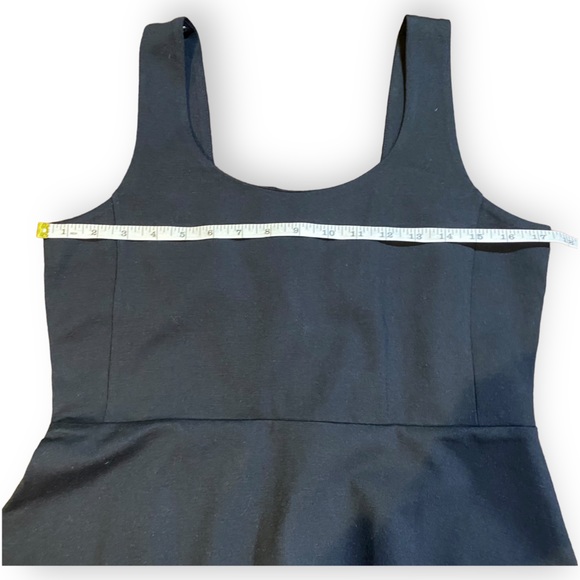 Elegant Audrey Hepburn, Gossip style mini dress by J Crew - Picture 5 of 9